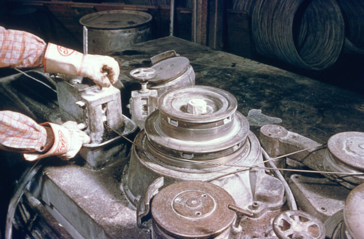 Wire Drawing Capstan showing Die Box