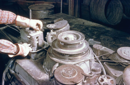 Wire Drawing Capstan showing Die Box
